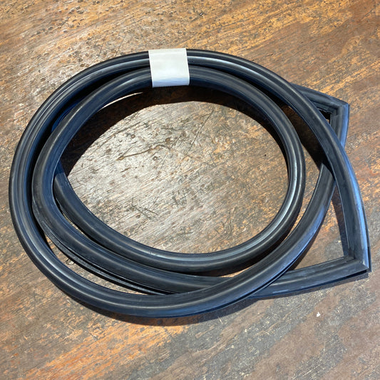 Fulvia S1 Coupe front screen seal