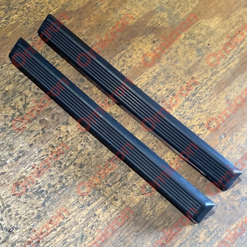 Bumper Rubbers Front Set