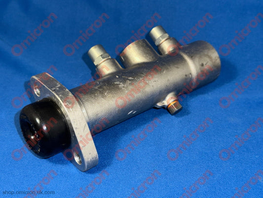 Flaminia / Flavia Duplex Brake master cylinder (seperate reservoir) BRAKEMASTERCYL
