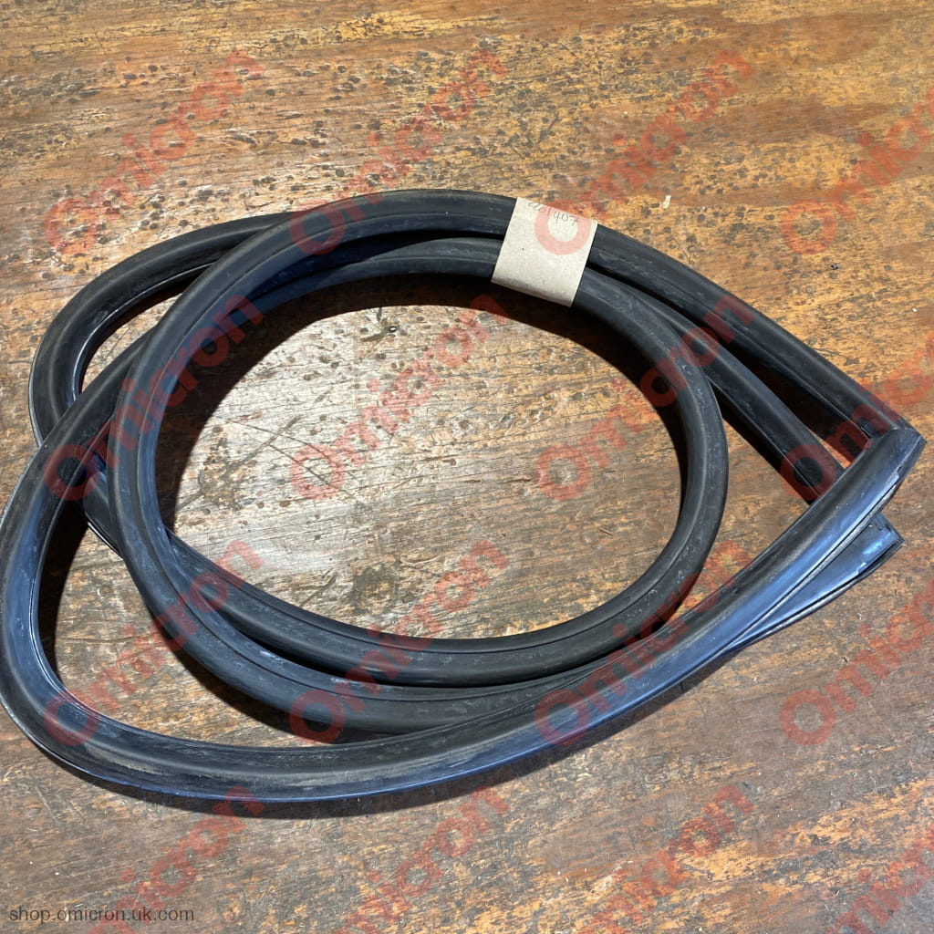 Flavia 815 PF Coupe rear screen seal SCREENSEAL