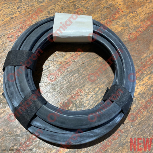 Flavia Coupe 2000 Bonnet Seal Bonnetseal