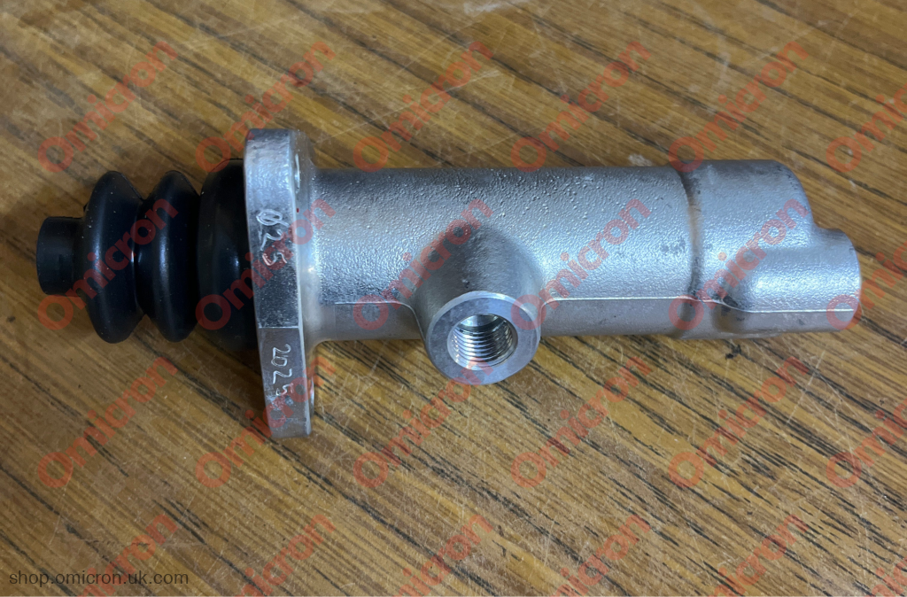 Aurelia Brake Master Cylinder 27mm