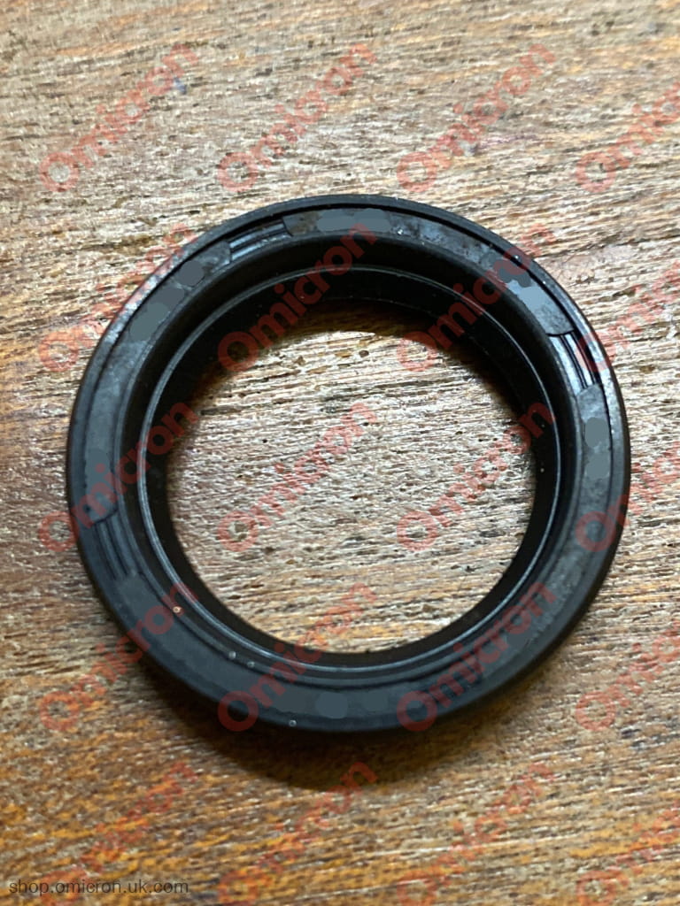 ’Big’ 4-speed gearbox input shaft seal outer GEARBOXSEAL