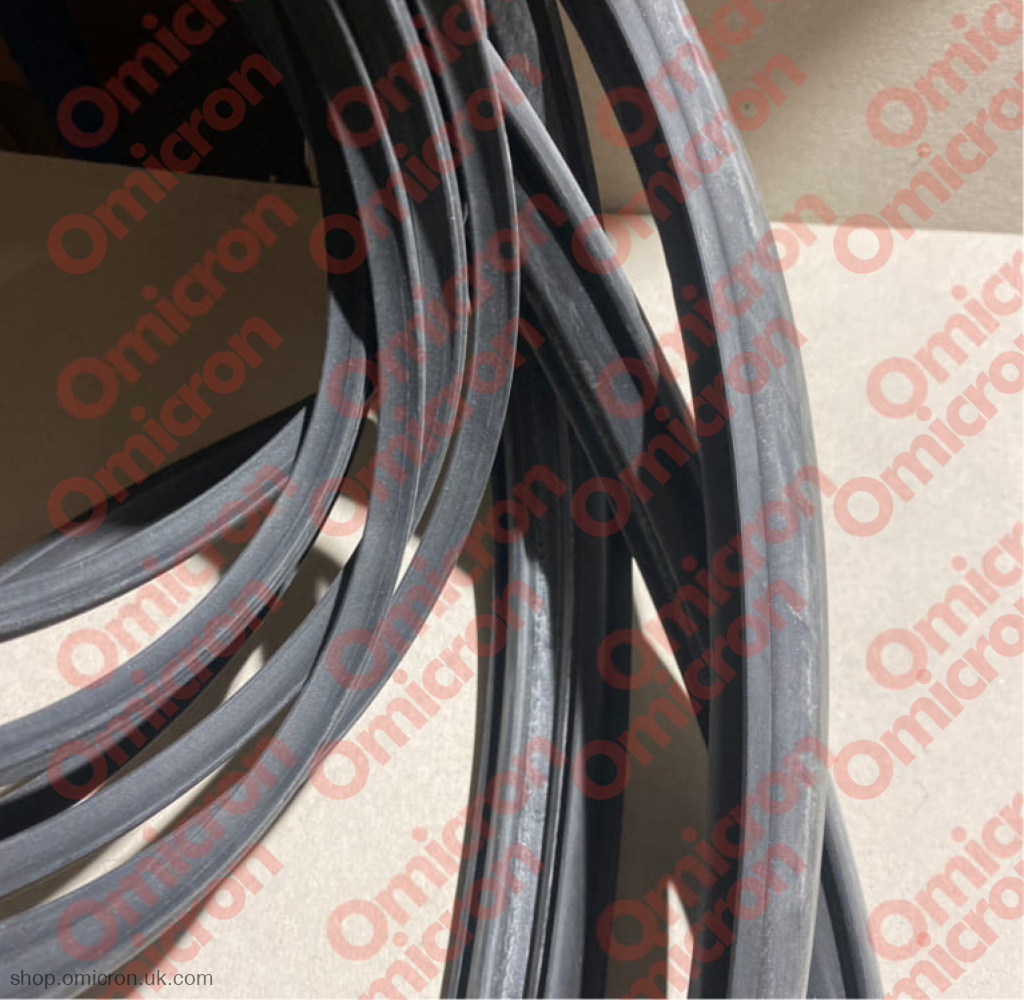 Flaminia Touring Convertible front screen seal SCREENSEAL