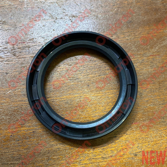 Flavia 2000 gearbox output shaft seal LH - GEARBOXSEAL
