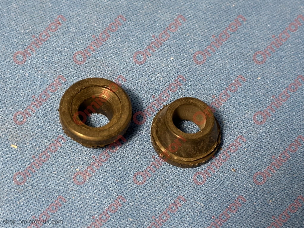 Fulvia Door capping strip lock plunger grommet (set of 2) - DOORGROMMET