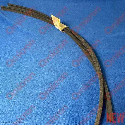 Fulvia fixed quarter light vertical seal strip BODYSEAL