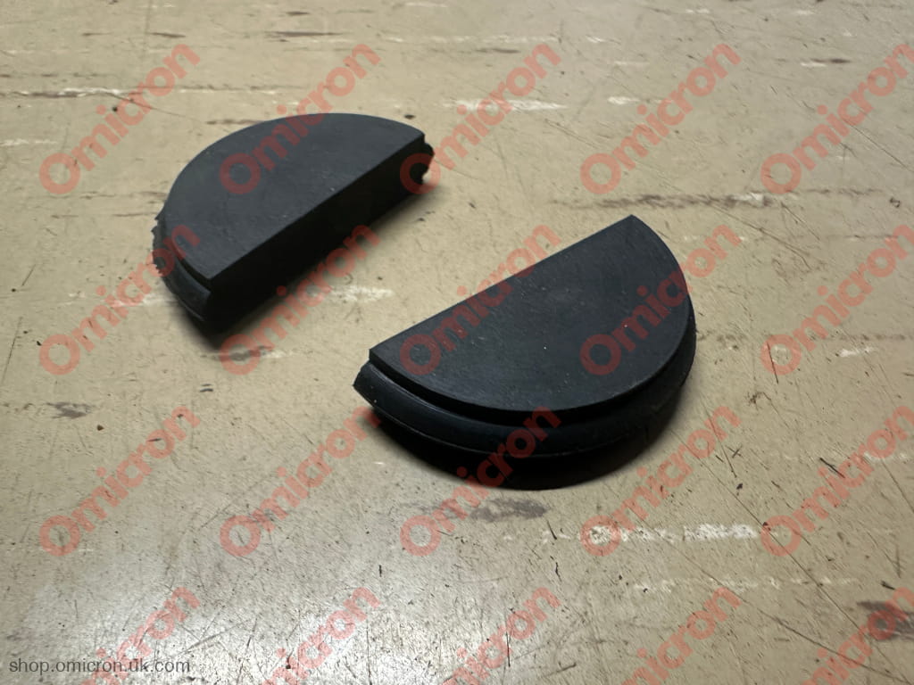Fulvia Rocker Cover End Seal ’Half-Moon’ Rubber Halfmoonseal