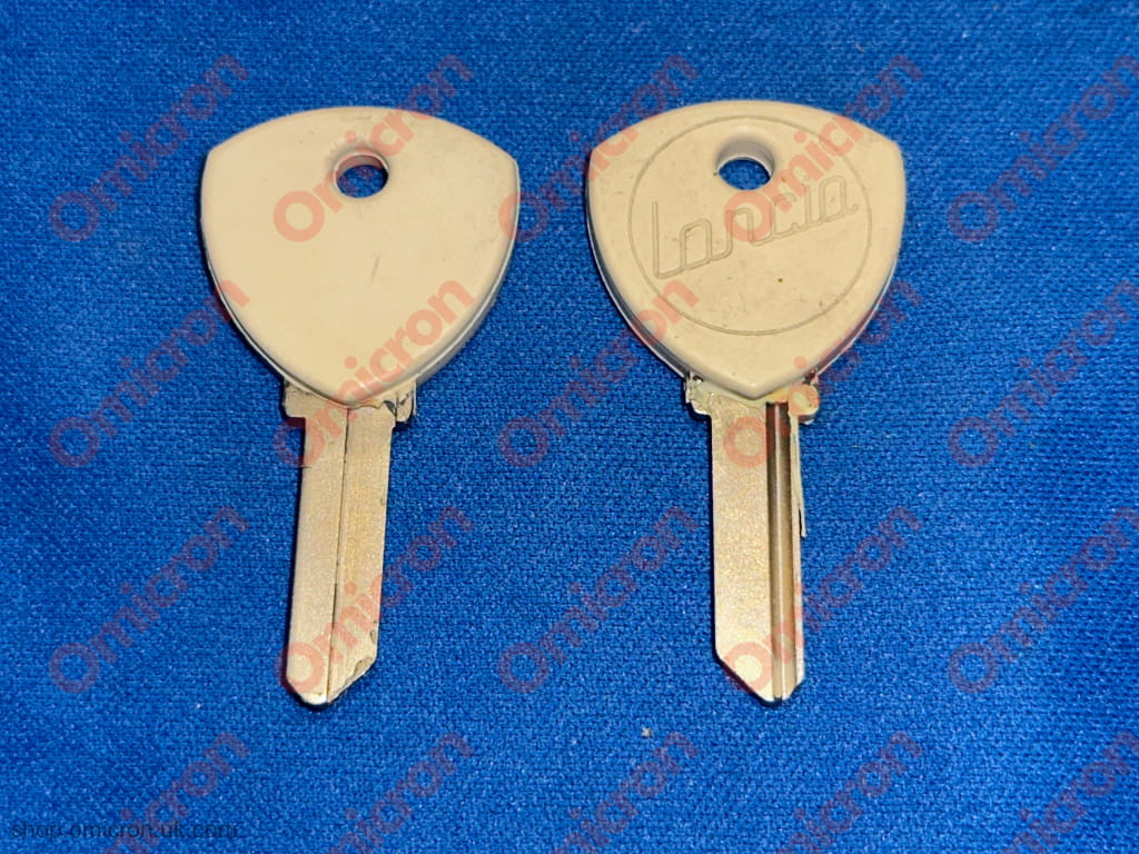 Lancia black & white key blanks White head - Single Groove - without F KEYBLANK
