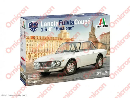 Lancia Fulvia rallye 1.6HF (Road Car) 1:24 scale kit model