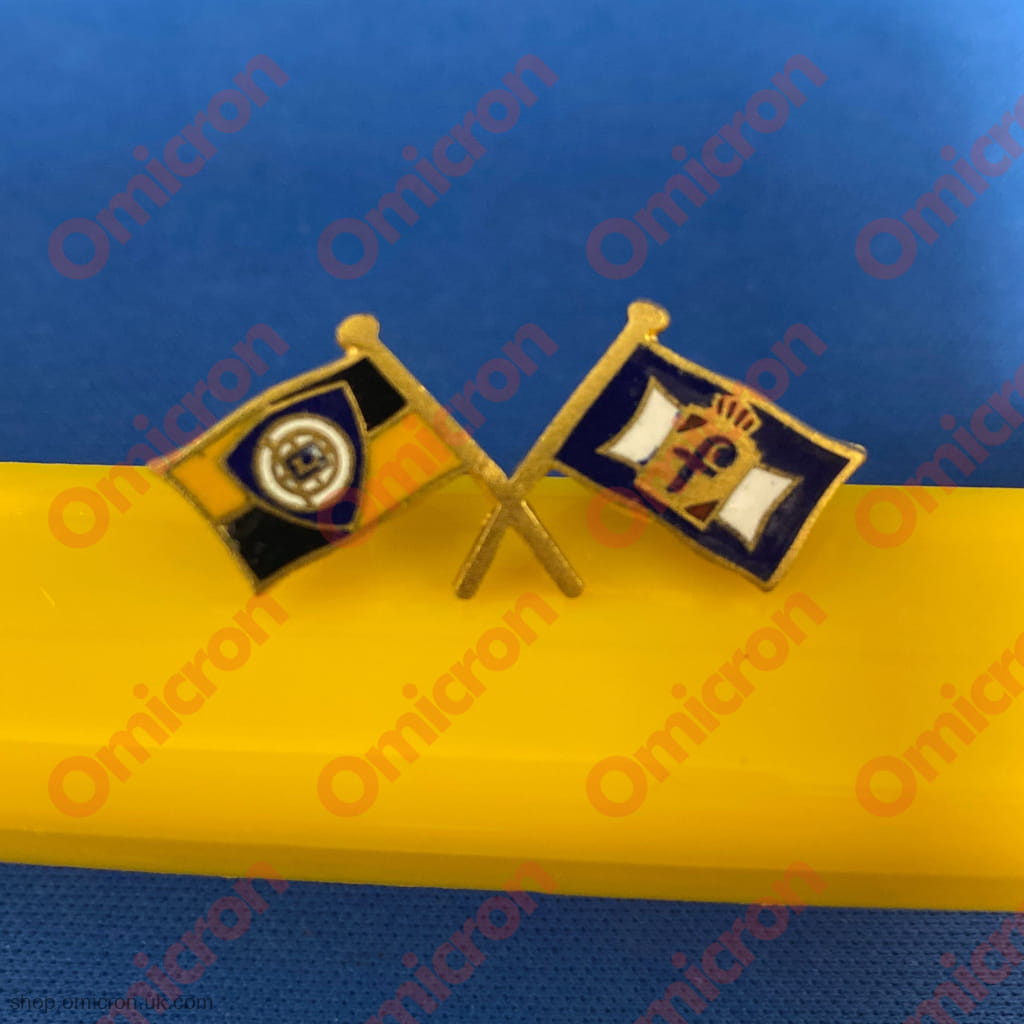 Lancia PF crossed flags small BADGEFLAG