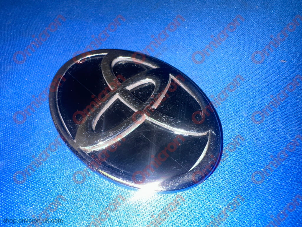 Toyota Sera bonnet badge / bonnet emblem [reproduction item] - Badge
