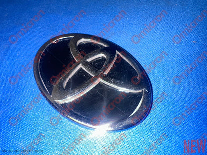 Toyota Sera bonnet badge / bonnet emblem [reproduction item] - Badge